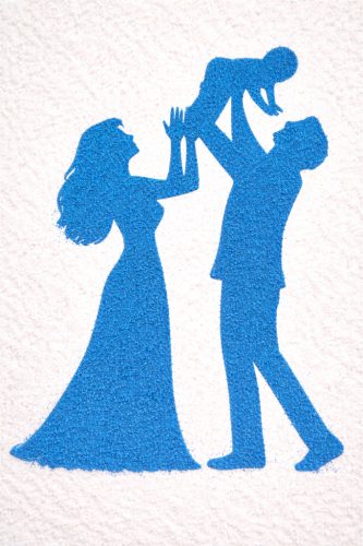 Ifjú pár babával_Fa_A3